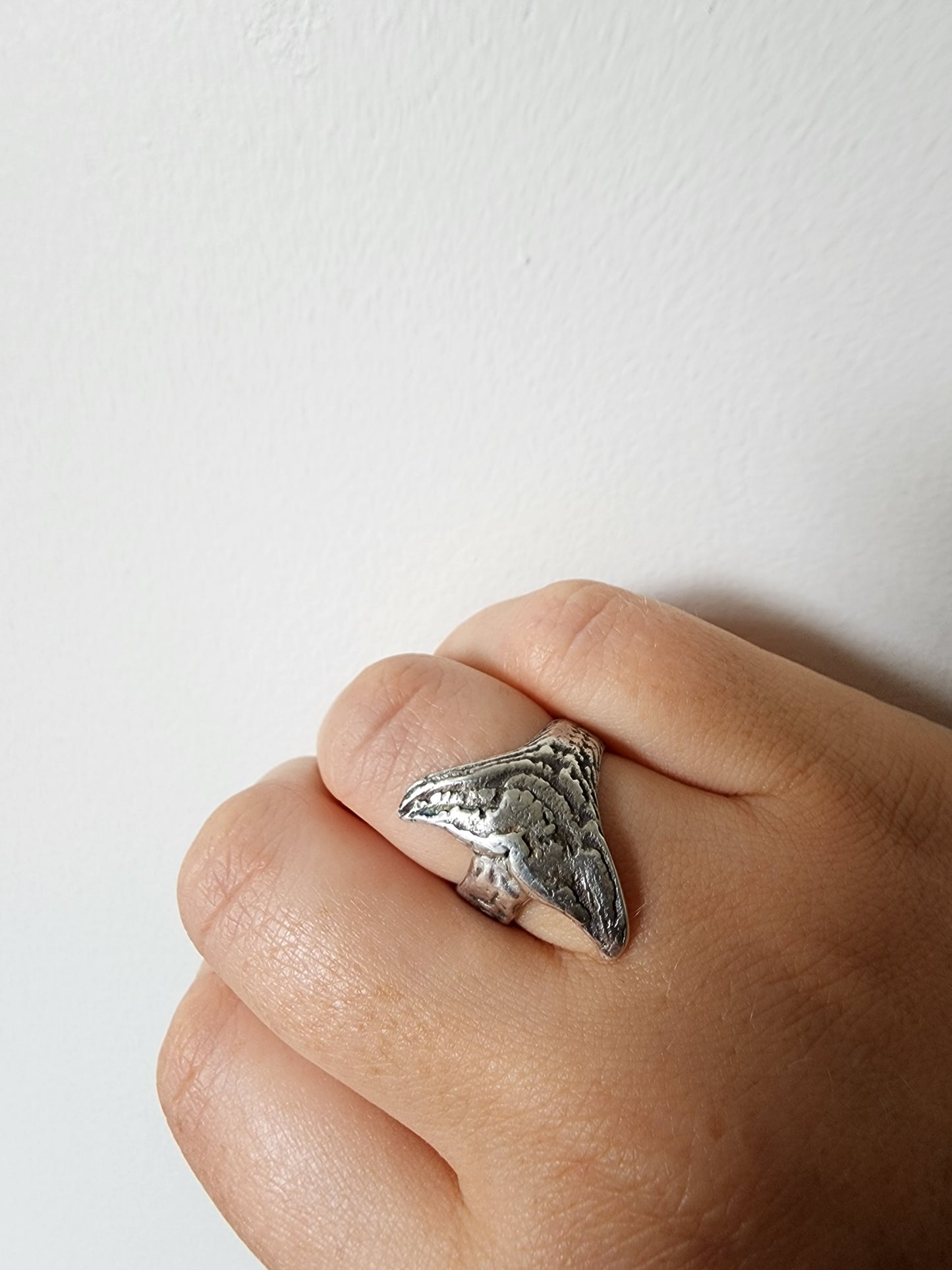 Whale Tail Ring