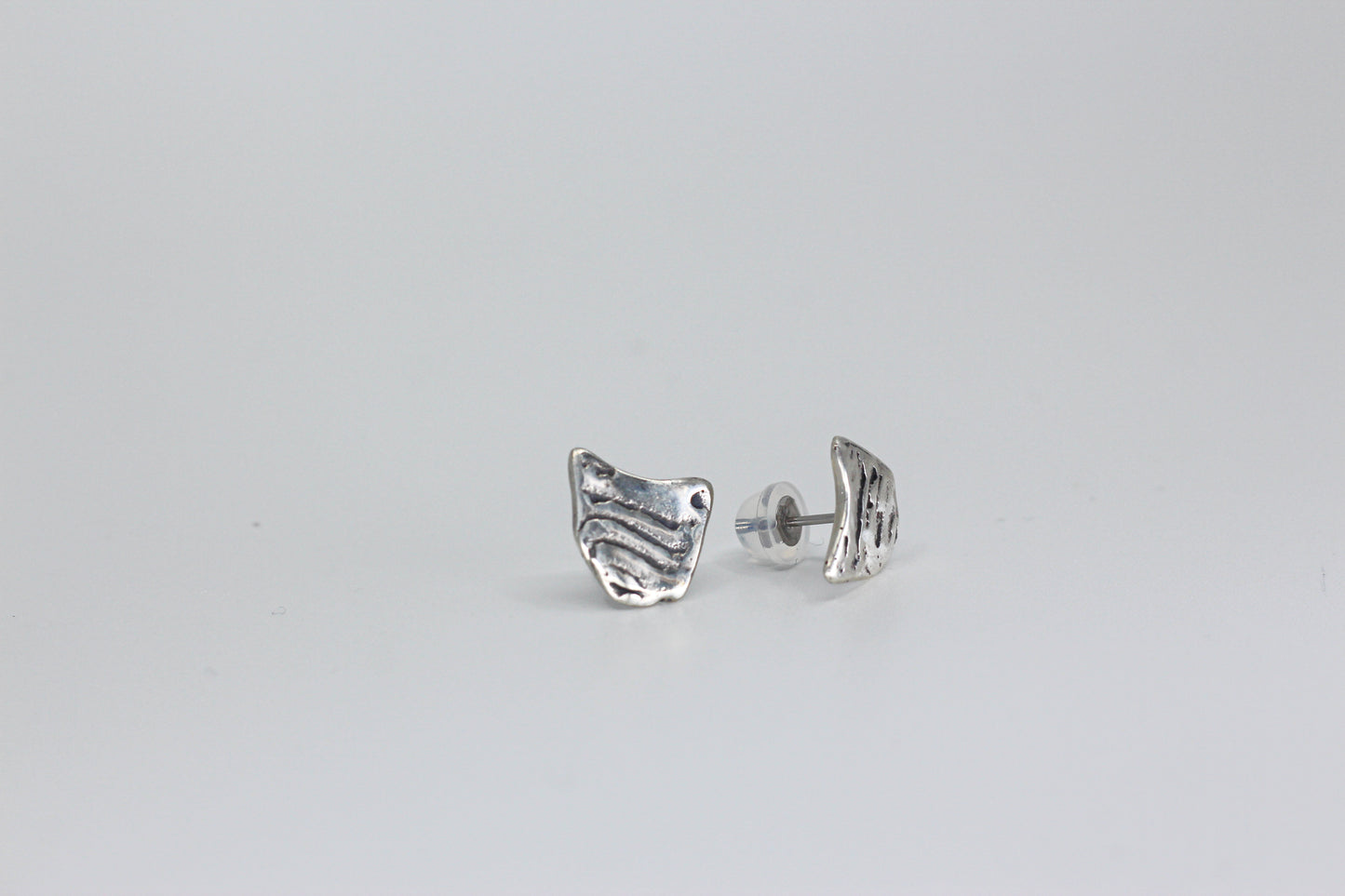 Islet Studs