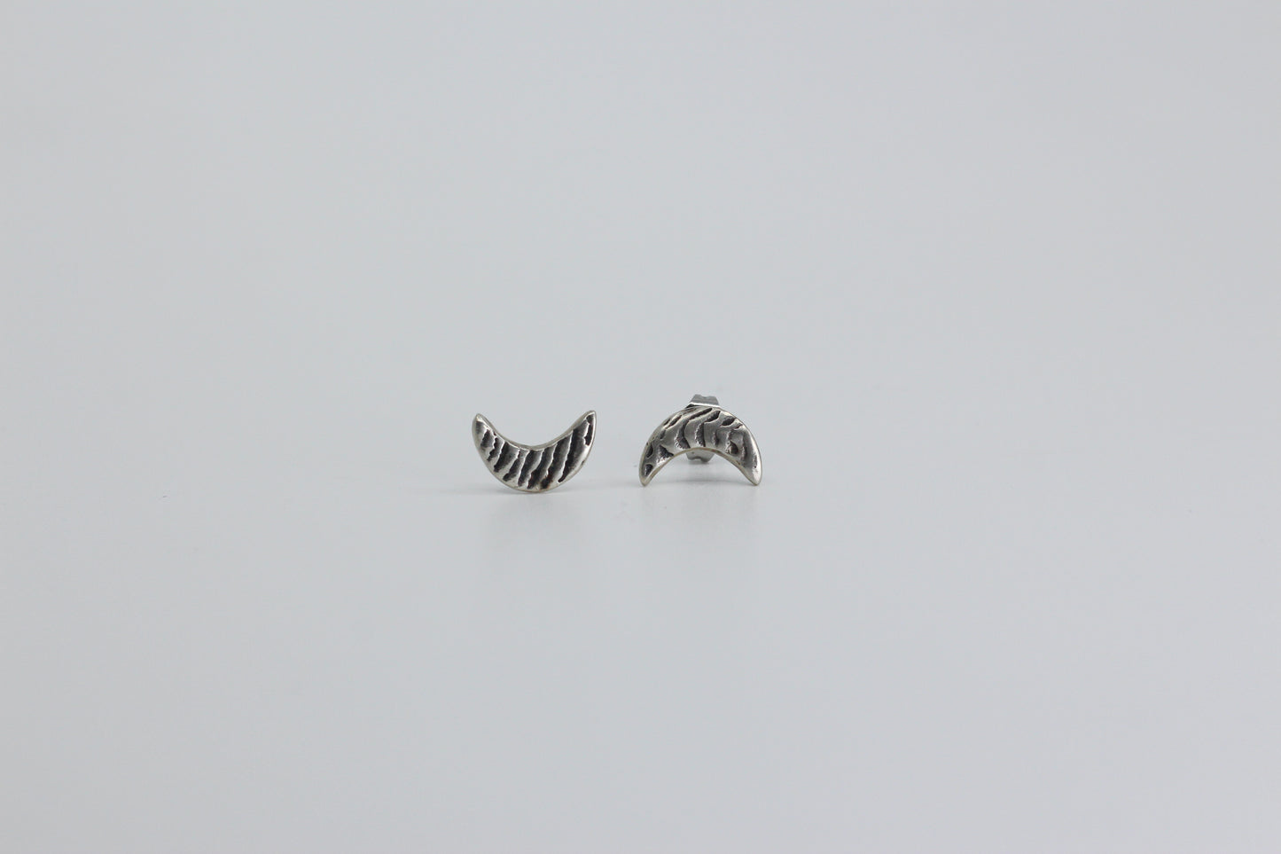 Waning Studs