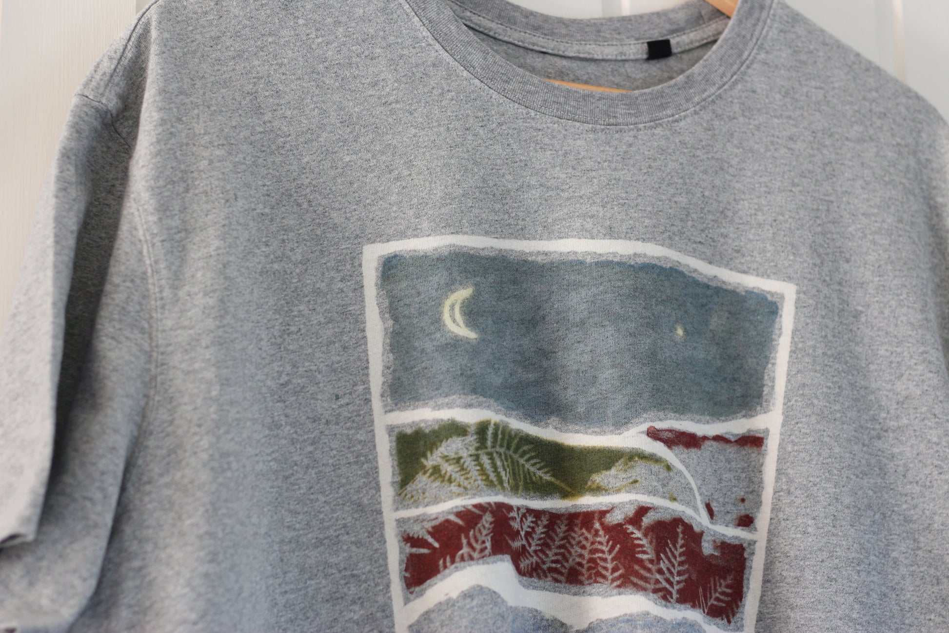 Crescent moon t-shirt