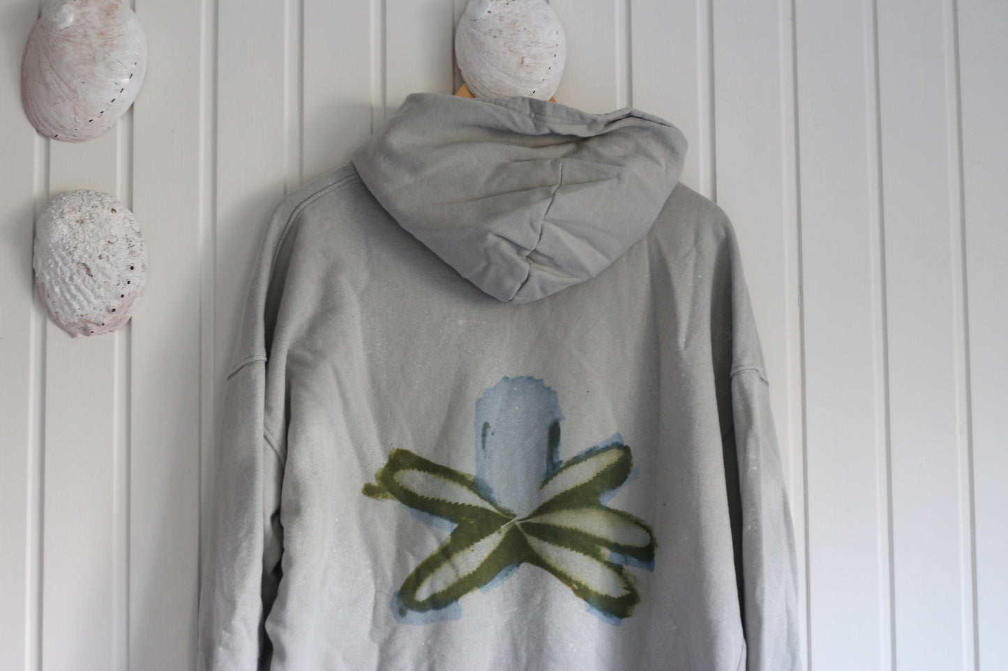 Outlet Hood 003