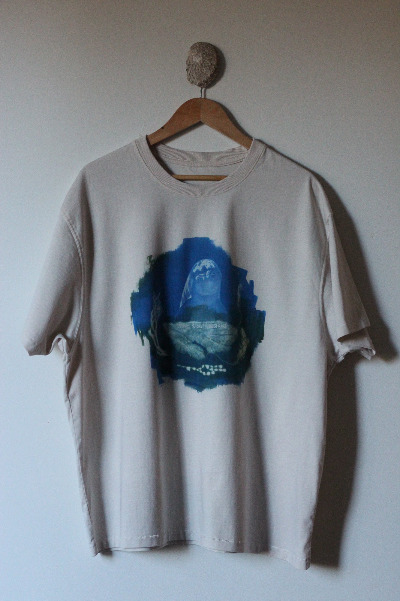 Sea World Sux T-shirt
