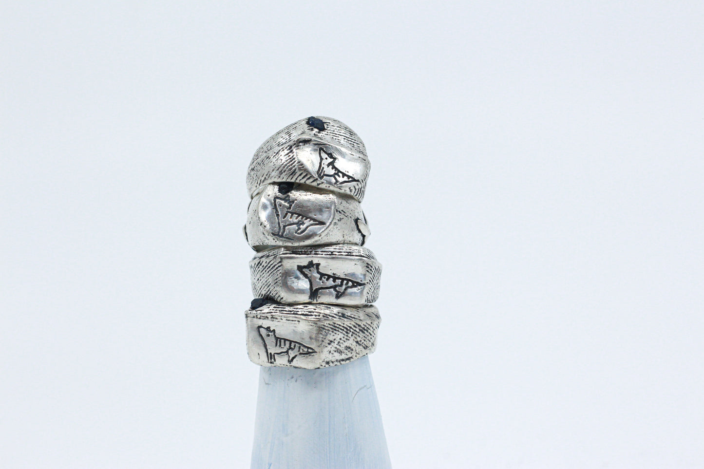 'Howling' Ring