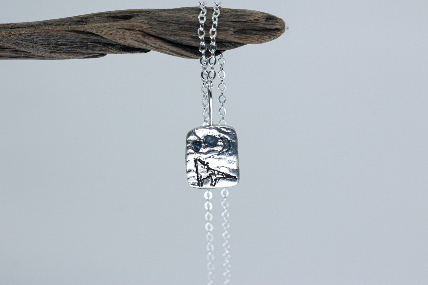 'Howling' Necklace