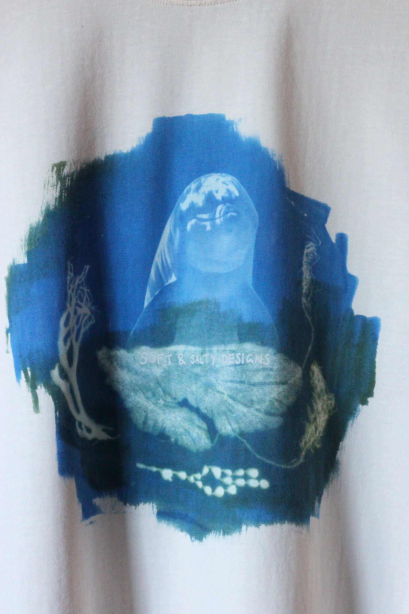 Sea World Sux T-shirt
