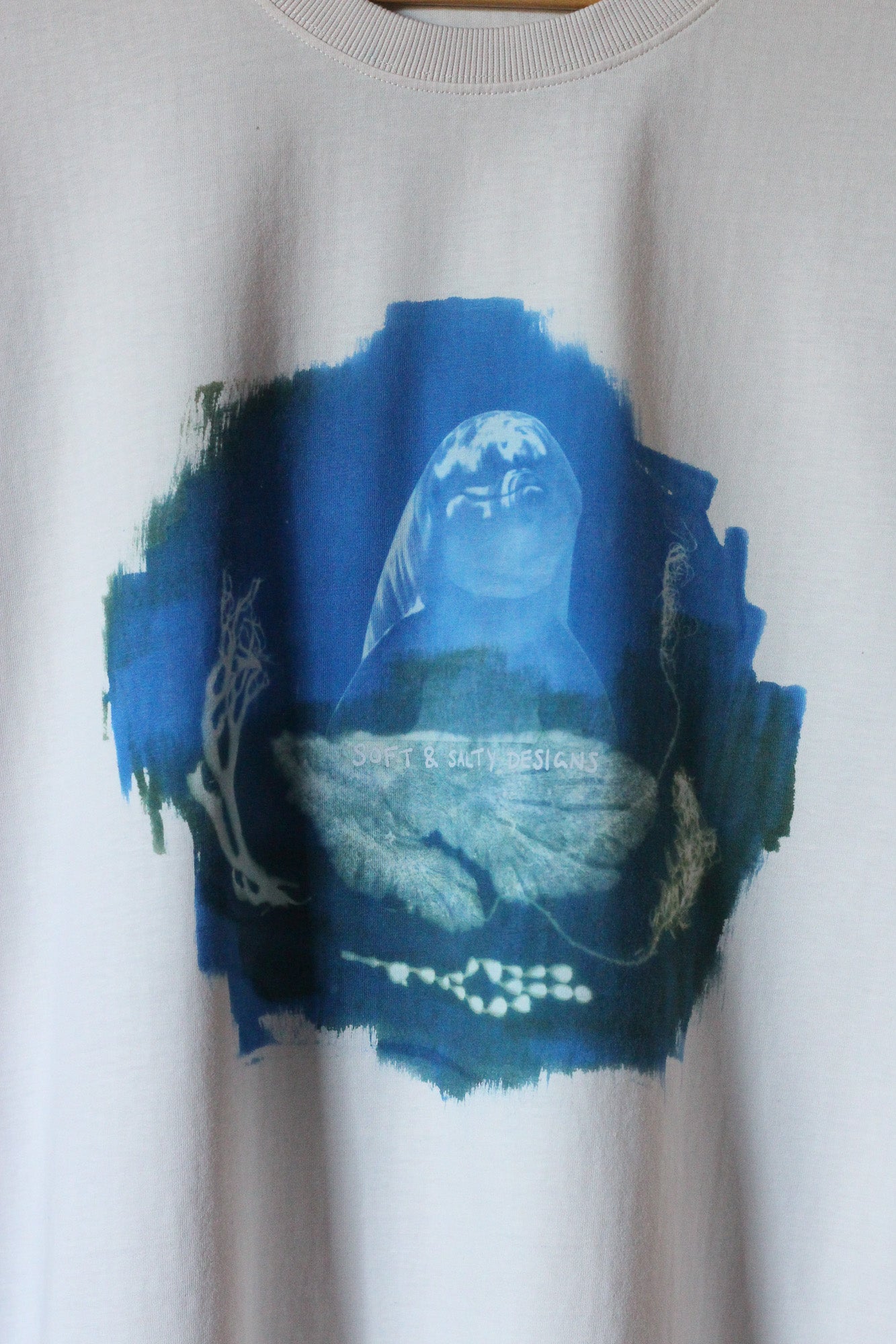 Sea World Sux T-shirt