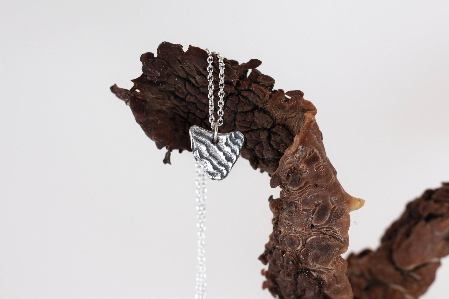 Islet Necklace